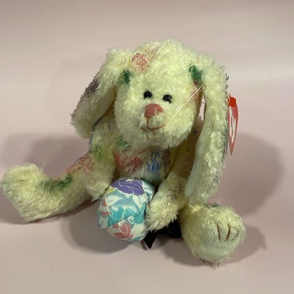 Ty Attic Treasures Collection “Georgia” the Bunny Holding a Ball! (9 inch) NWT - Picture 5 of 9